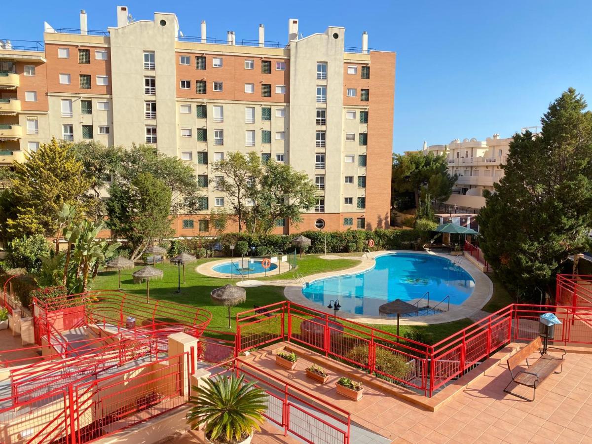 Costa Del Sol Seaside Studio - 5 Mins From Beach Фуэнхирола Экстерьер фото