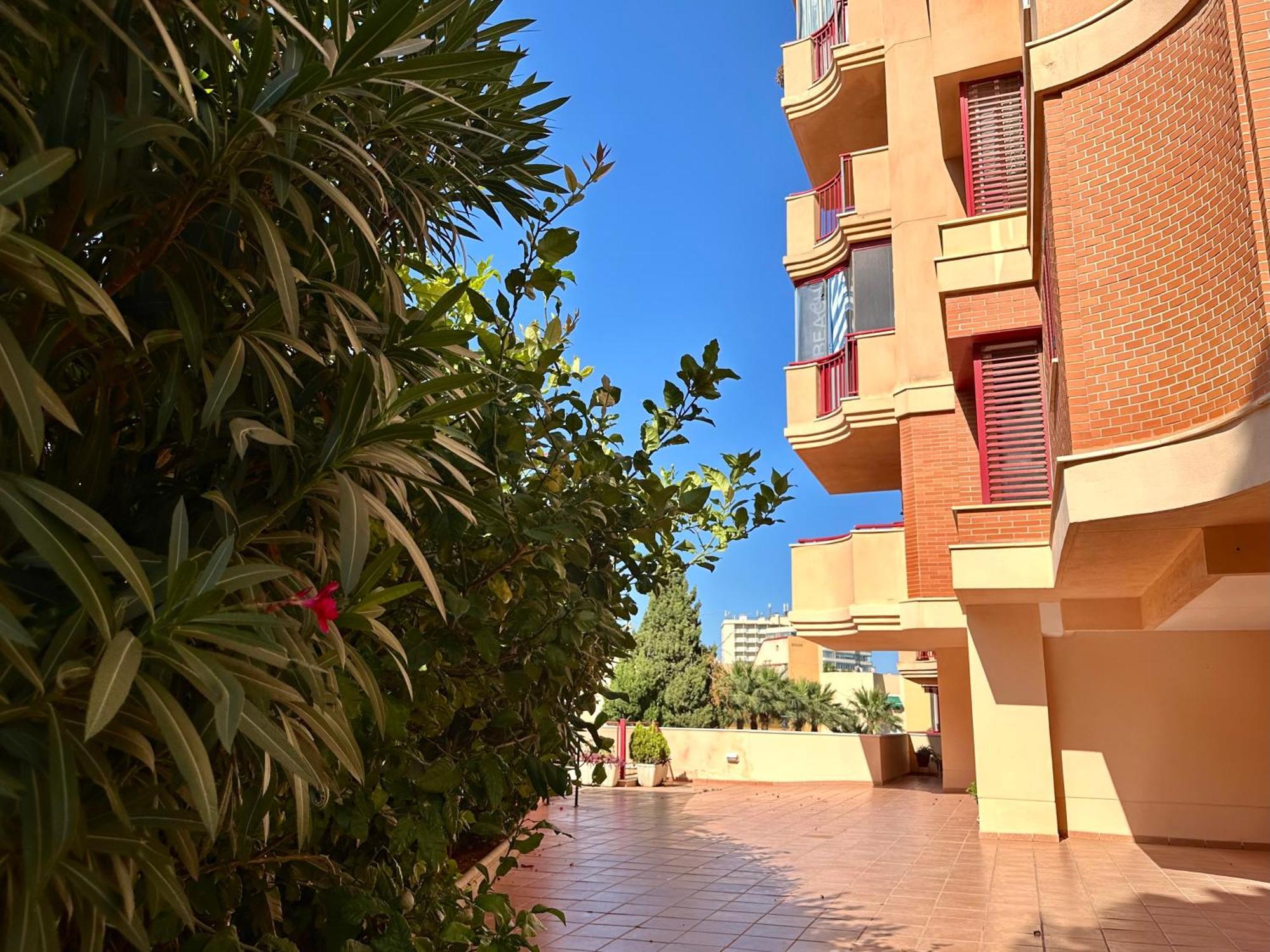 Costa Del Sol Seaside Studio - 5 Mins From Beach Фуэнхирола Экстерьер фото