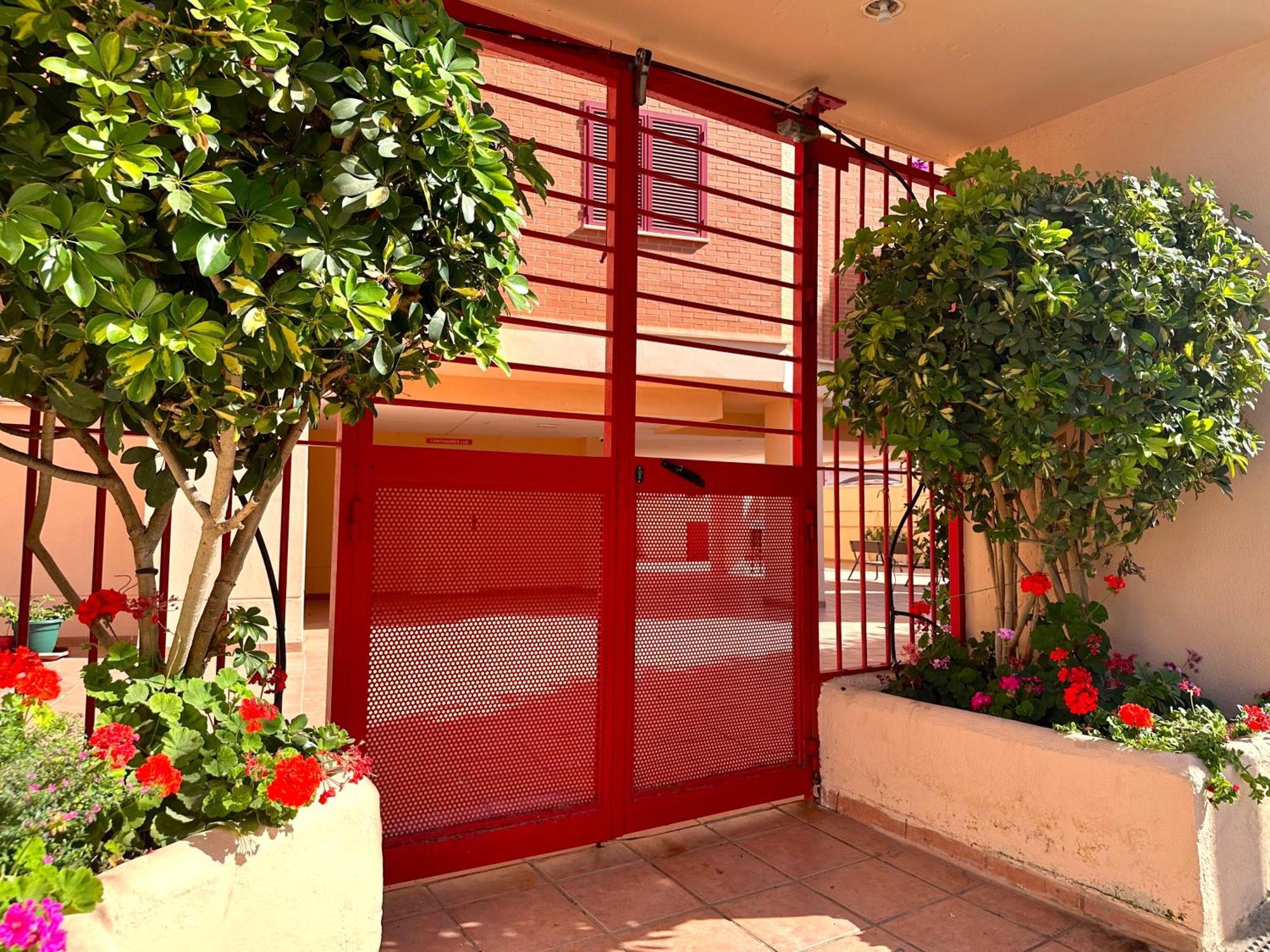 Costa Del Sol Seaside Studio - 5 Mins From Beach Фуэнхирола Экстерьер фото